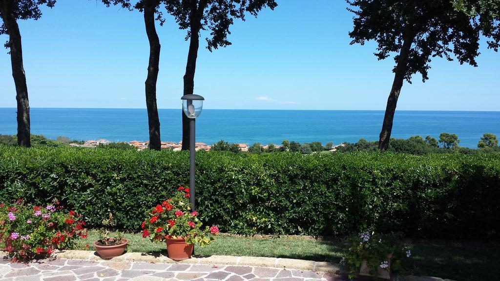 Villa Ristorante Country House Isolabelgatto Fano Exterior foto