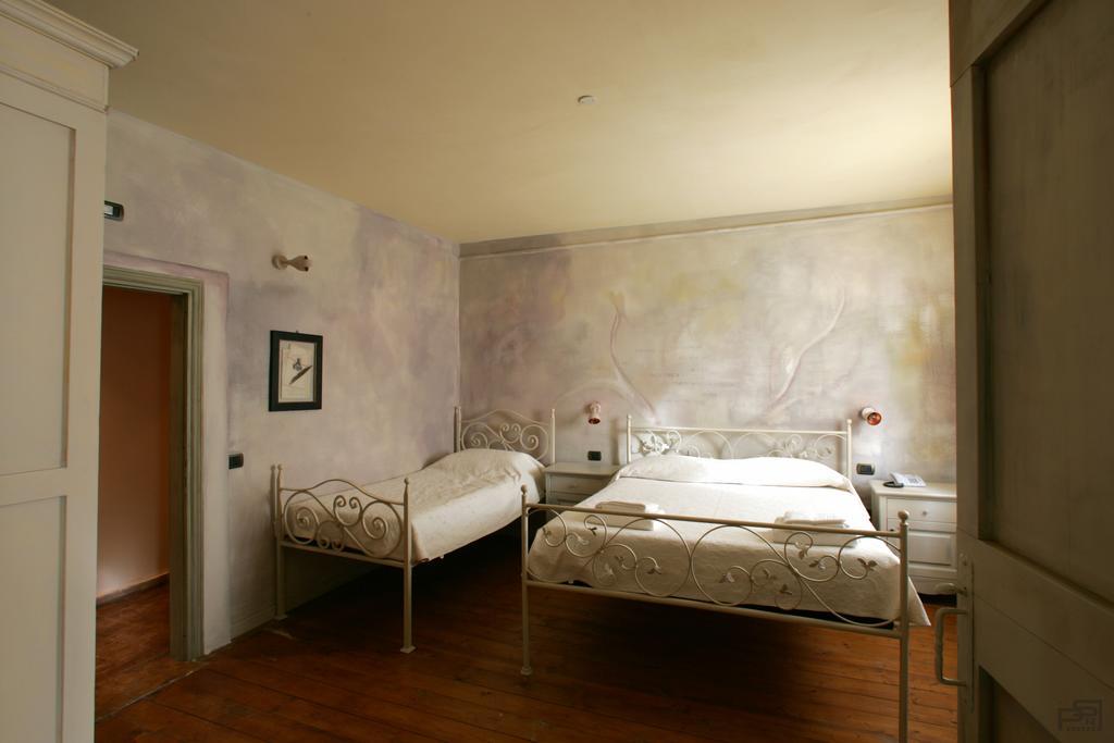 Villa Ristorante Country House Isolabelgatto Fano Zimmer foto