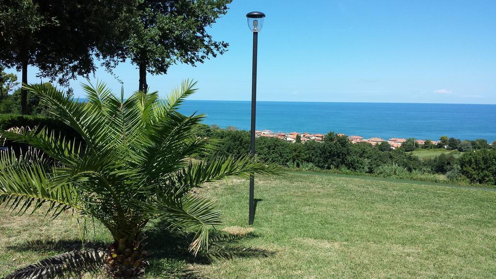 Villa Ristorante Country House Isolabelgatto Fano Exterior foto